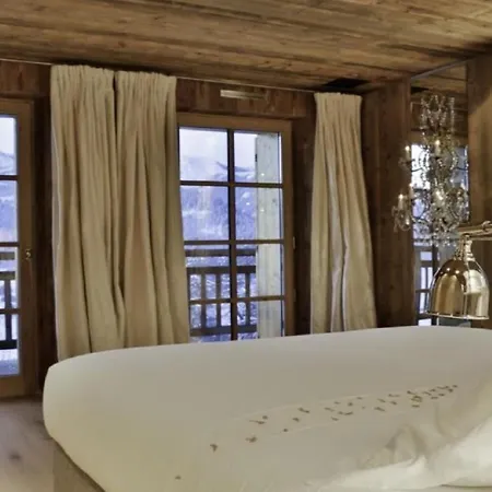 Clavadatsch Ferienwohnung Vacation Place شقة